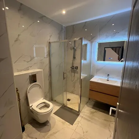 106 Route De Mittelhausbergen 度假居 *