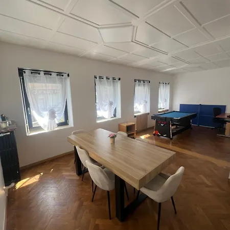 Maison Individuelle Table De Jeu Billard Air Hockey Ping-pong Holiday home